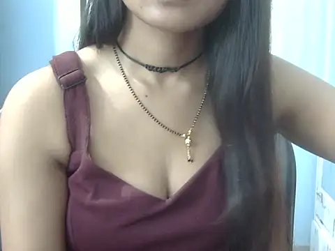usha__004 live cam on StripChat