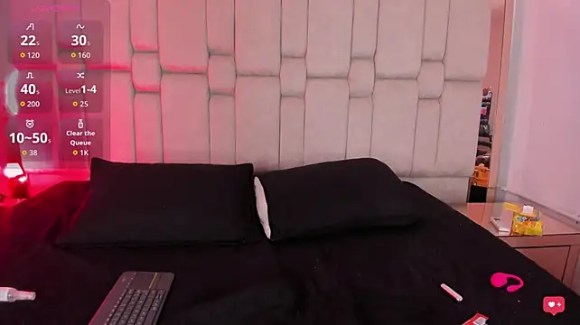 BiancaSlender live cam on StripChat