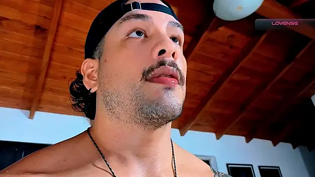 SilvaBranko live cam on StripChat