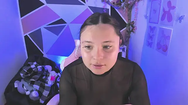 little_emma0 webcam