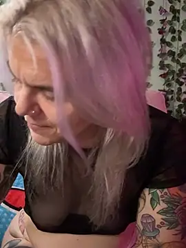 CherryBombBomb webcam