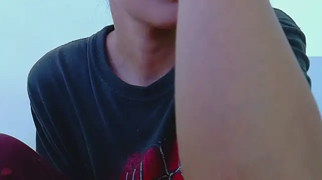 yourcuteneighbourr webcam