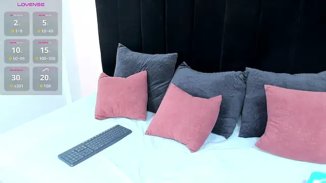 nina_laurentt webcam