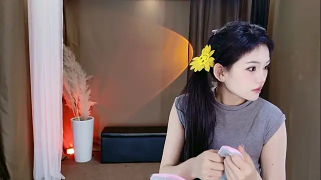 Banana-Milk69 live cam on StripChat
