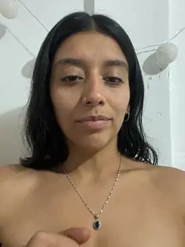 brittanydiaz (F young) - Fingers pussy