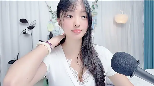 Winnie666999 live sex cam