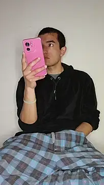 Thick_Cock live cam on StripChat