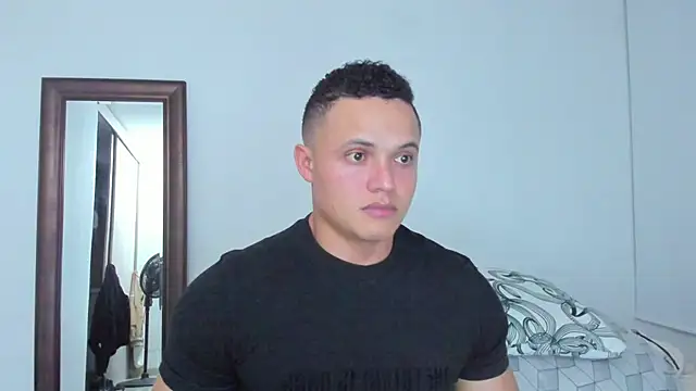 KingLevi01 webcam