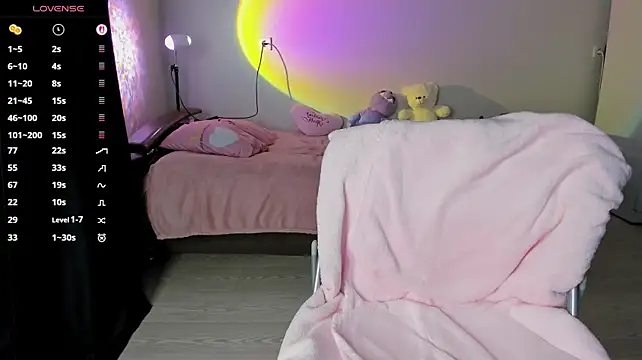 Allettaevee ⏸ free live chat