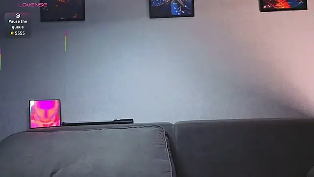 ivygenesis live cam on StripChat
