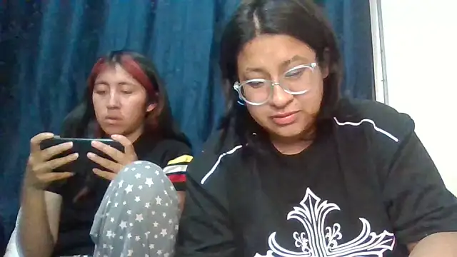 sarah12333 live sex cam