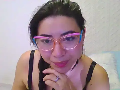 ParisIvanoc Latina video chat preview