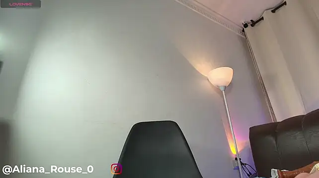 Aliana_Rouse webcam