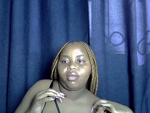Rae_queen