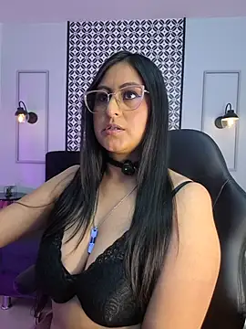 Amber_gold_ webcam