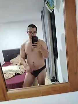Azelfit live cam on StripChat