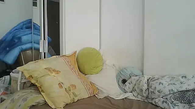 vitalik66679 live cam on StripChat