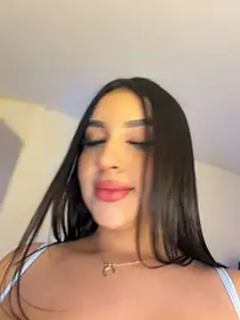 LindseyMos live cam on StripChat