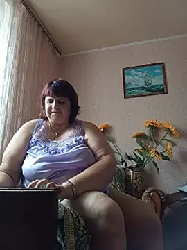 LisichkaOksana live cam on StripChat