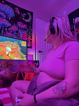 Cutiepiespanks webcam