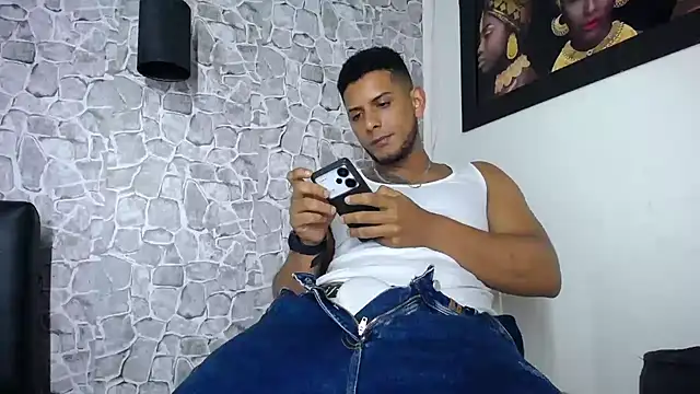 chris_dick23 (M young) - Mostar, tú, Polla, Chris