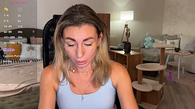 DannaEvan live cam on StripChat