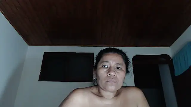adrixxx38 live cam on StripChat