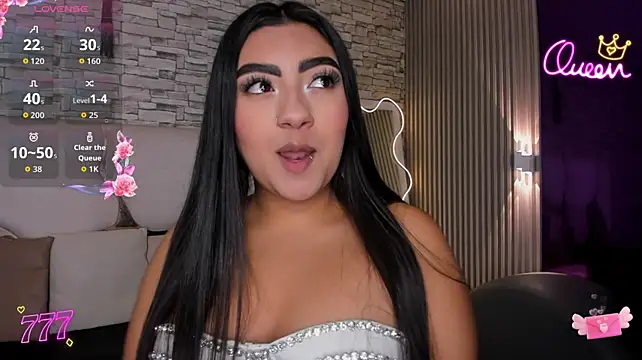 Laulin_tay live cam on StripChat