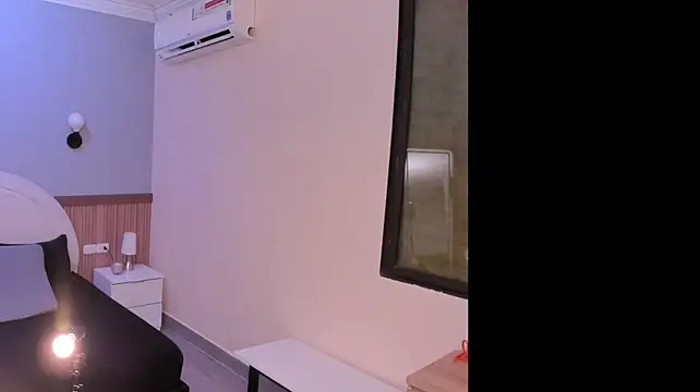 Lia_owenss live cam on StripChat