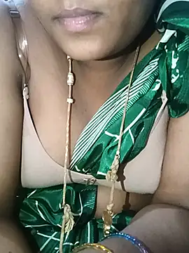 tamil_swathii (F young) - Pussy