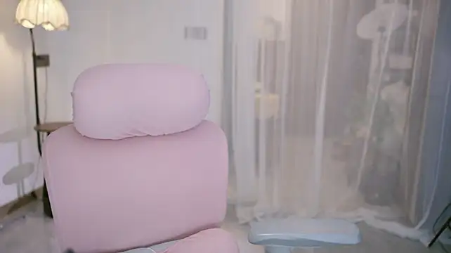 Cecily2 live cam on StripChat