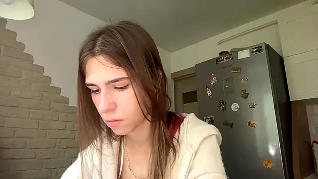 ZaraGuyette live webcam