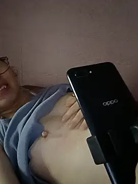 Jonaa99 live cam on StripChat