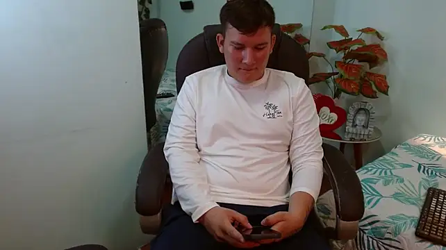 damian_miller7 live cam on StripChat