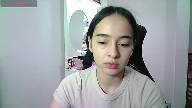 aineangeel live cam on StripChat