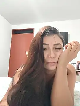 mia_mancinii live cam on StripChat
