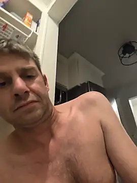 SitOnMyFace8426 webcam