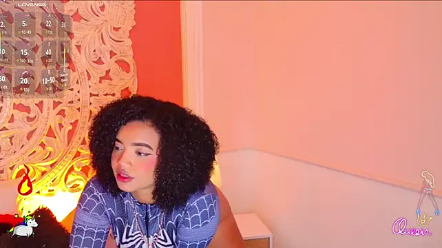 MalaikaBrown live cam on StripChat