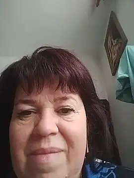 ViktoriaToytor55 live cam on StripChat