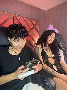 ian_mathias_ live cam on StripChat