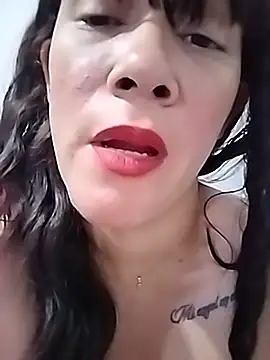 laly_Abby live cam on StripChat