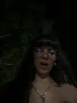 VioletaSubmissive live cam on StripChat