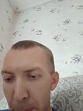 _uncle_Mitya-43_ live cam on StripChat