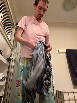 tallnerdyguy live cam on StripChat