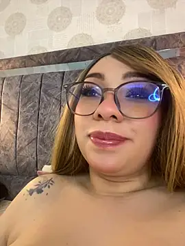Baby_Angel15 live cam on StripChat
