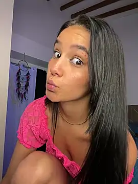 Vaneza_G1 live cam on StripChat