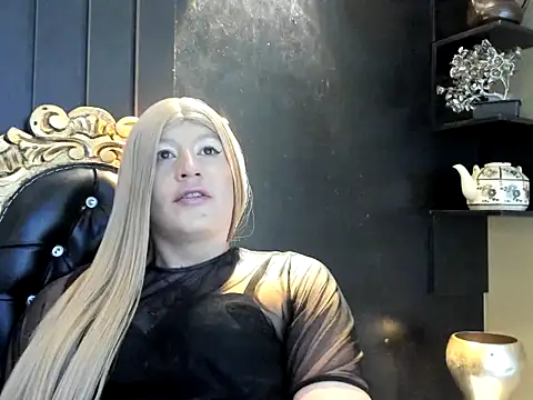Gomory_Niix live cam on StripChat