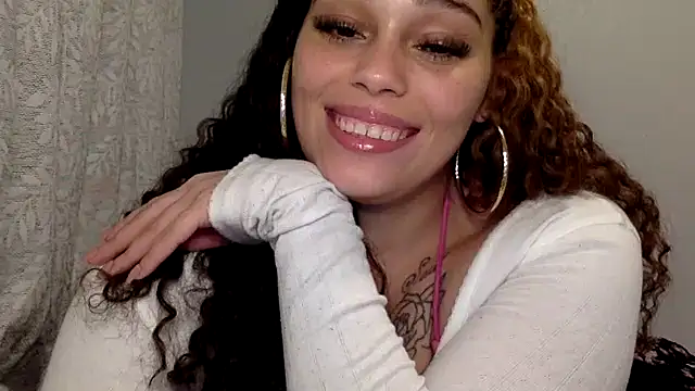sapphirestorm8 live sex cam