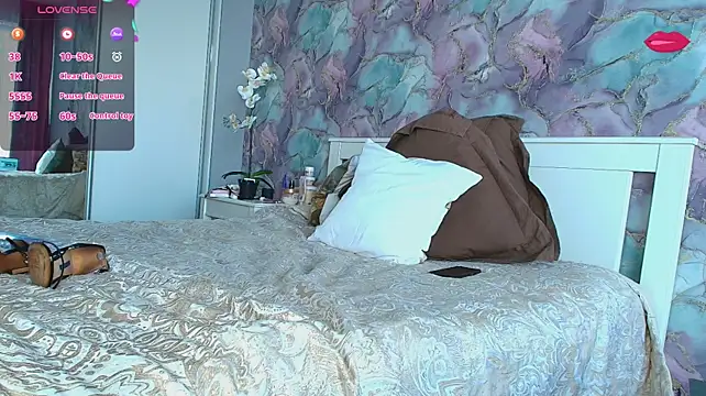 deliciousRose live cam on StripChat