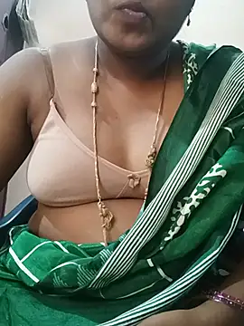 tamil_swathii live cam on StripChat